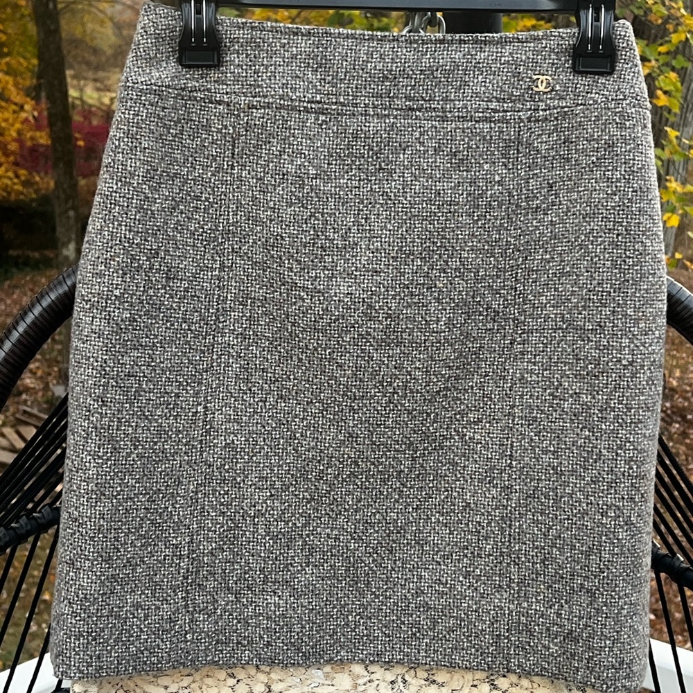 CHANEL Tweed Pencil Skirt with Lace Hem